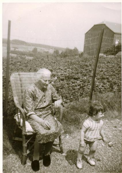 Ma grand Mère maternelle avec ma fille